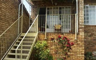 2 Bedroom House in Brummeria