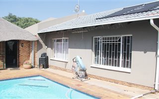 3 Bedroom House in Randpoort