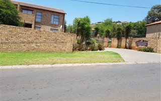 2 Bedroom Apartment in Amorosa