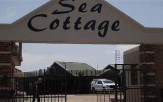 2 Bedroom Townhouse in Diaz Beach