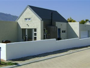 3 Bed House in Porterville