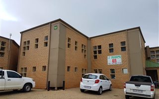362 m² Industrial space in Bartlett