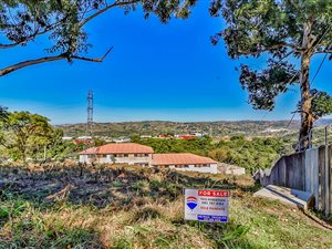 2872 m² Land available in Moseley