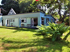 5 Bed House in Trafalgar