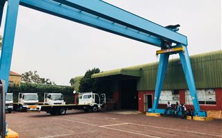 1525 m² Industrial space in Gateway Industrial Park