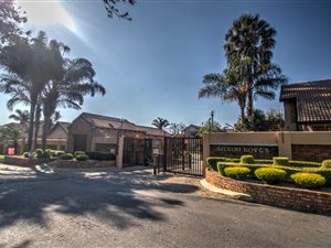 4 Bed House in Kempton Park Central
