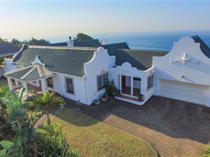 4 Bed House in Athlone Park