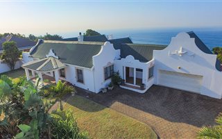 4 Bedroom House in Athlone Park