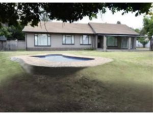 3 Bed House in Bloubosrand