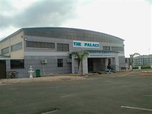 2000 m² Commercial space in Tongaat Central