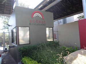 2 Bed Apartment in Lonehill