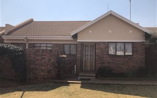 3 Bedroom Townhouse in Flamwood