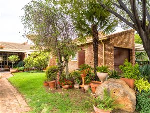 1 Bed Duet in Brummeria