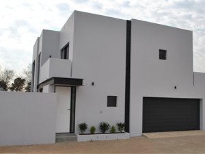 3 Bed Cluster in Edendale