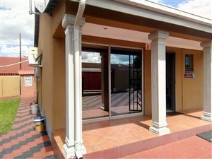 6 Bed House in Mabopane