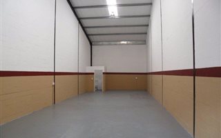 112 m² Industrial space in Blackheath