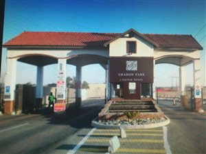 251 m² Land available in Sharon Park