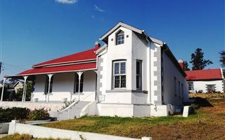 4 Bedroom House in De Rust