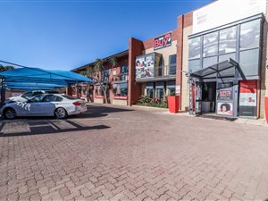 1386 m² Commercial space in North Riding