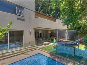 3 Bed House in Abbotsford