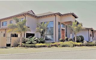 5 Bedroom House in Glen Eagles Estate