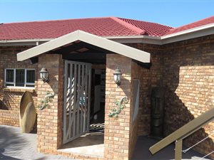 3 Bed House in Uvongo