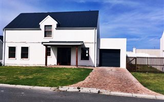 3 Bedroom House in Westcliff