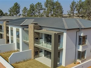 3 Bed Apartment in Eikenhof