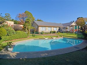 4 Bed House in Sunningdale