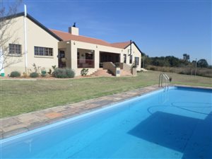 6.4 ha Farm in Boschkop