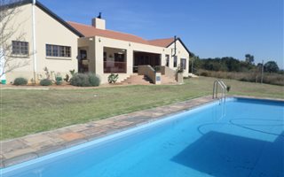 6.4 ha Farm in Boschkop