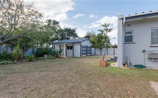 4 Bedroom House in Hartenbos