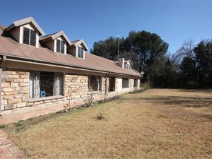 2.3 ha Farm with House in Vanwaartshof
