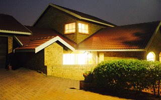 4 Bedroom House in Cashan