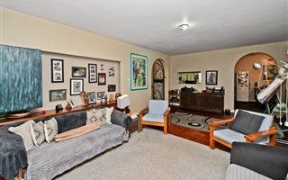 4 Bedroom House in Kensington