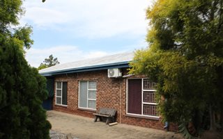 4 Bedroom House in Barry Hertzog Park