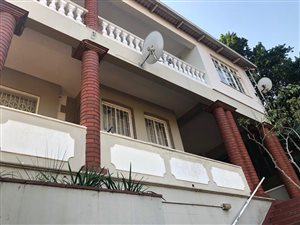 3 Bed Apartment in Morningside