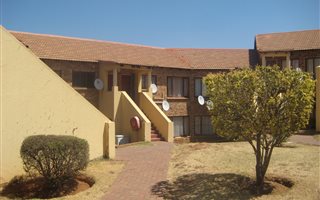 2 Bedroom Townhouse in Winchester Hills