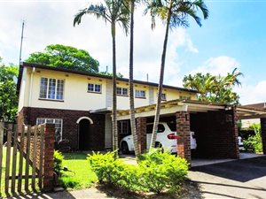 3 Bed Townhouse in Manors