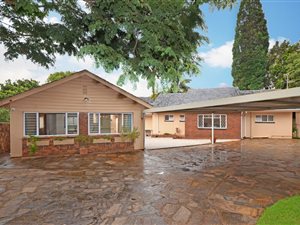 5 Bed House in Linden