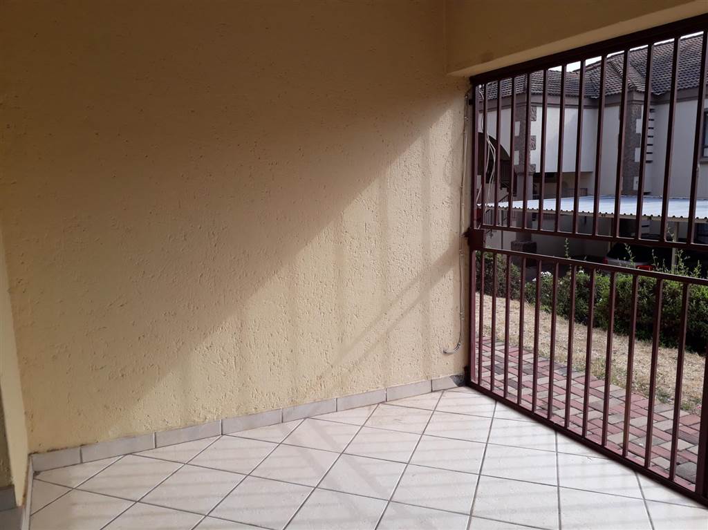 2 Bed House in Nelspruit | R 6700 | For rent |Mpumalanga | Private Property  Ads