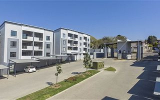 2 Bedroom Apartment in Edenburg