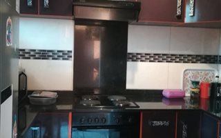 2.5 Bedroom Flat in Montclair