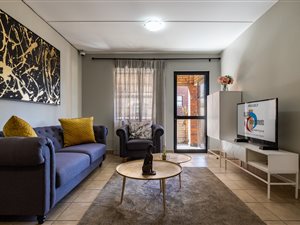 2 Bed House in Johannesburg Central