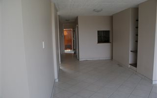 3 Bedroom Flat in La Montagne
