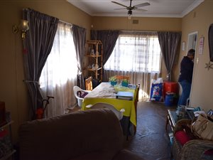 3 Bed House in Moregloed