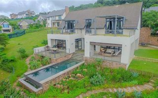 3 Bedroom House in Cotswold Downs Estate