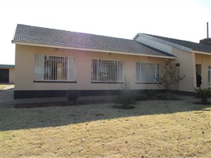 4 Bed House in Valley Settlements AH