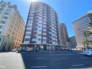 2 Bed Apartment in Esplanade