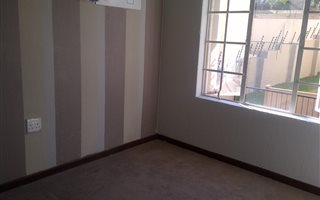 2 Bedroom Apartment in Wilgeheuwel